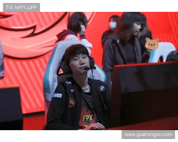 FPX在CSGO赛事中耐力问题引发热议玩家和专家各执己见