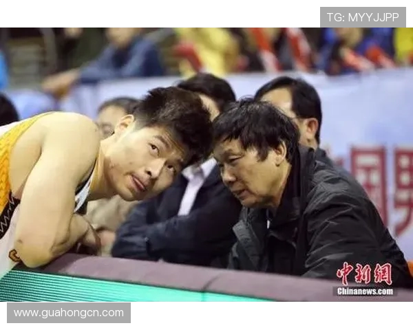 周芳专访:从球场拼搏到人生启示的篮球之路回顾 周芳专访:从球场拼搏到人生启示的篮球之路回顾