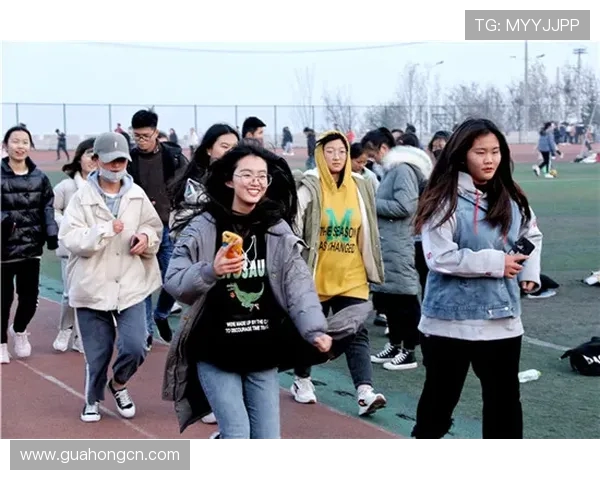 成都飞盘队的速度变革引发热议助力飞盘运动蓬勃发展