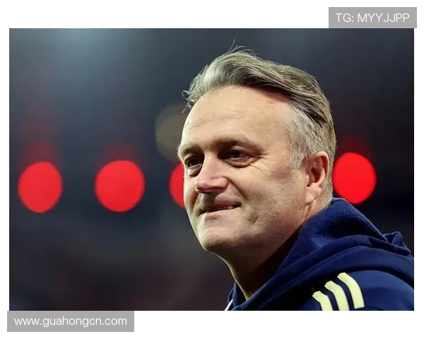 对话周敏：回顾足球生涯中的挑战与成长之路